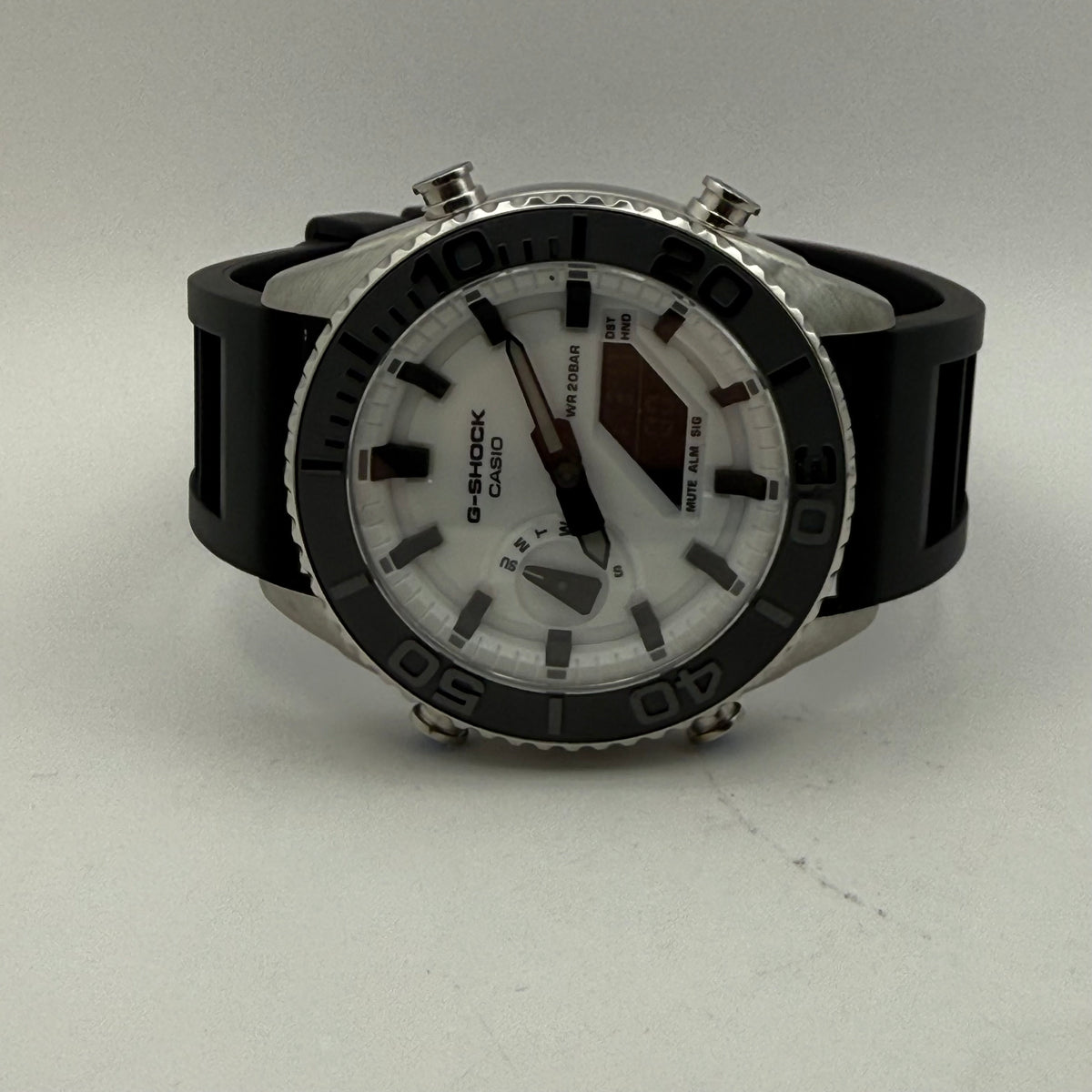 TTT-001 Build: GA2100 White & Black