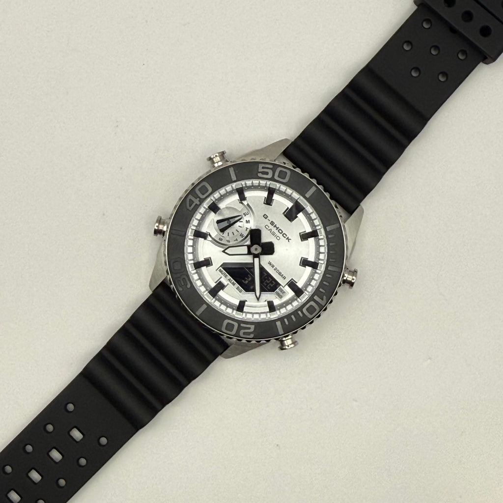 TTT-001 Build: GA2100 Silver & Black