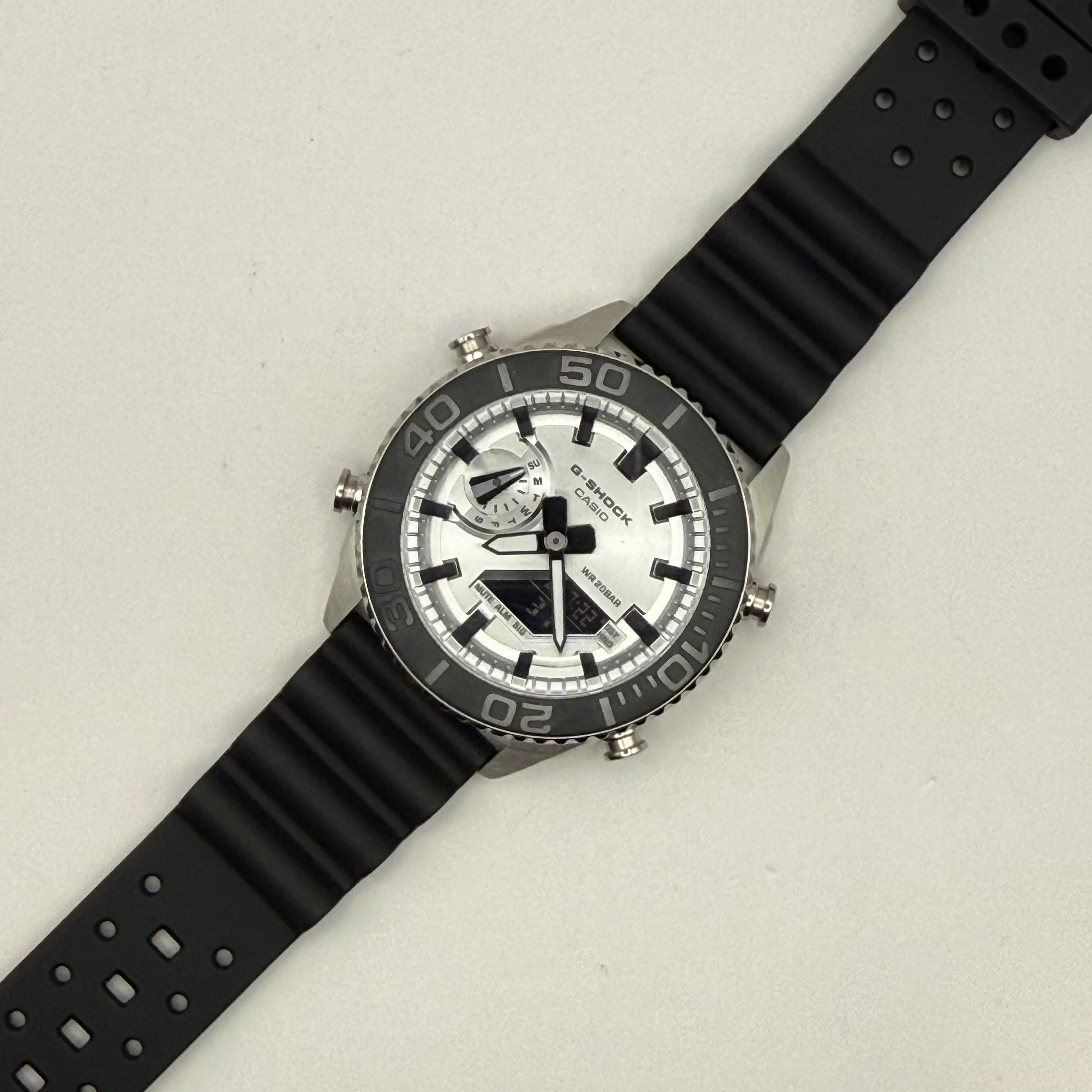 TTT-001 Build: GA2100 Silver & Black