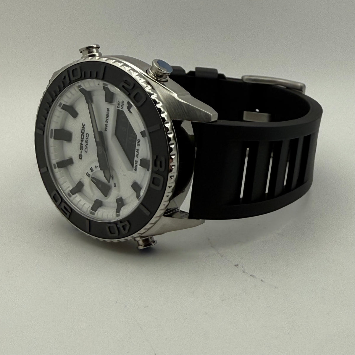 TTT-001 Build: GA2100 White & Black