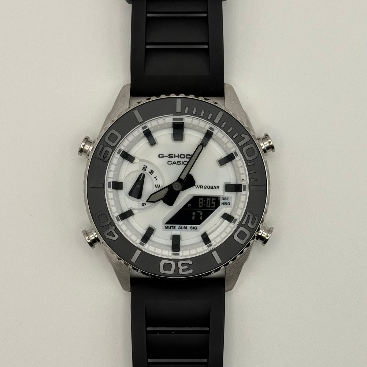TTT-001 Build: GA2100 White & Black